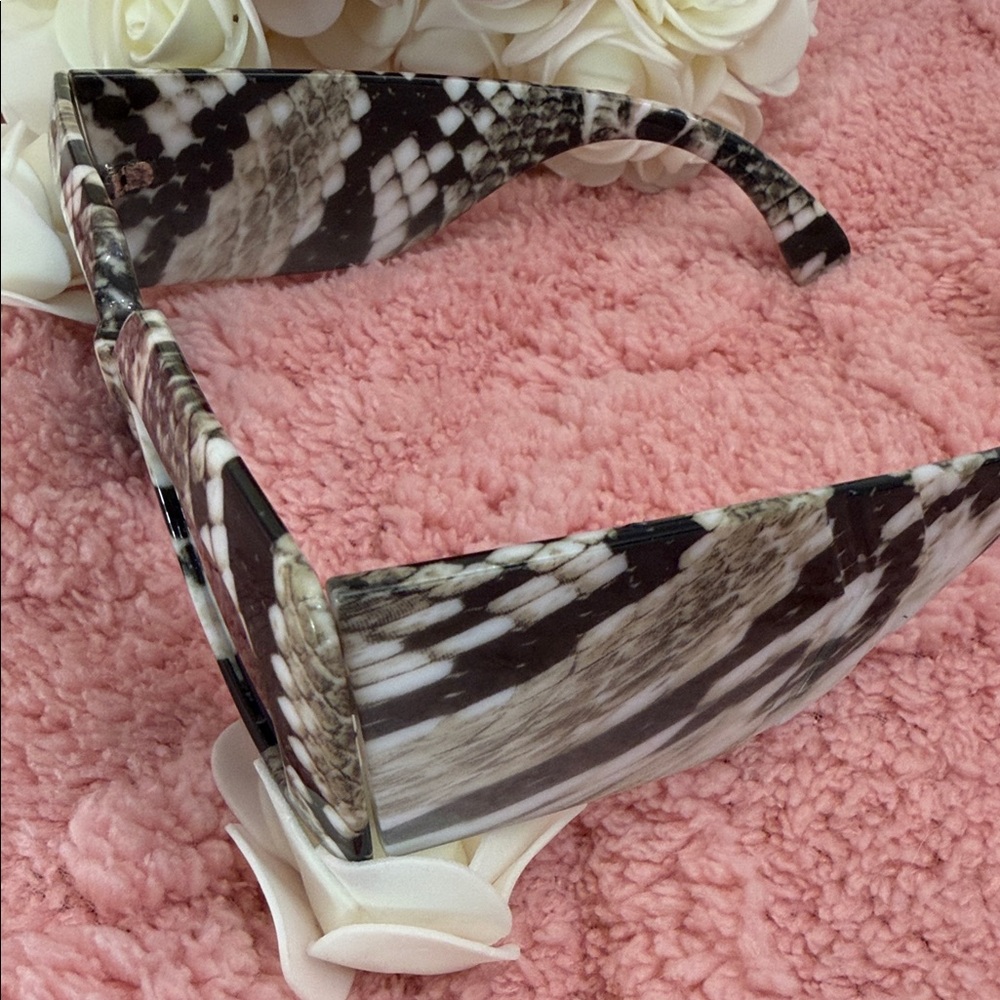 Square Snakeskin Pattern Rectangle Sunglasses Men… - image 3